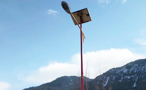 如何选择高质量的曲水太阳能路灯材料：全方位指南